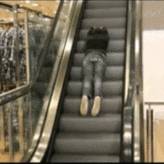 15-Struggles-Of-Living-In-London-14.gif