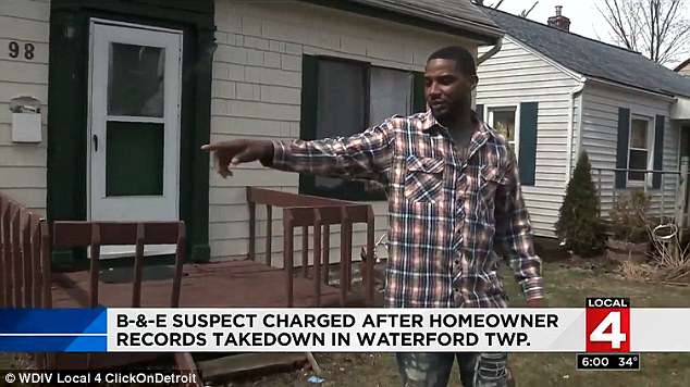 Father knocks home intruder out cold and then LIVESTREAMS the take down on Facebook 2