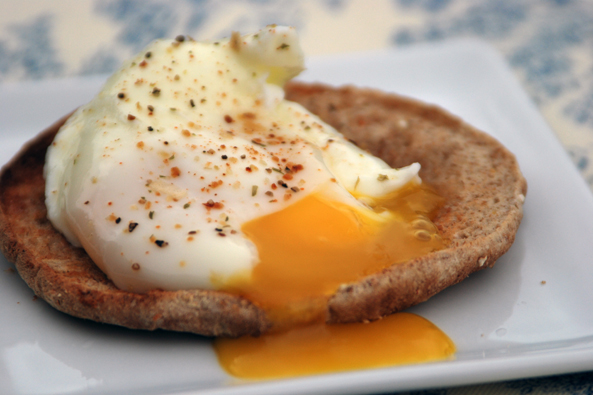 20 Things You Never Knew You Could Make In A Microwave 6 Poached Egg Cooked