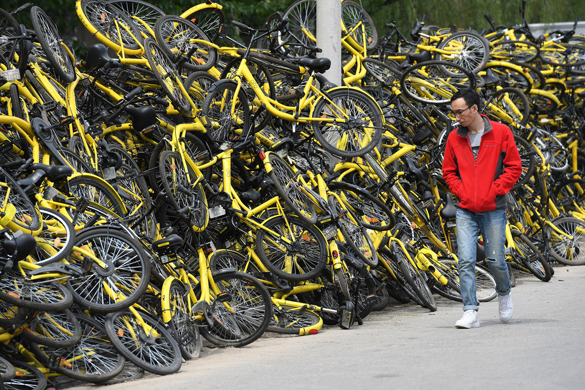 abandon bicyles in china 12