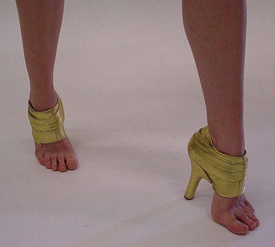 15 Weirdest Shoes Ever Made Powws 1159